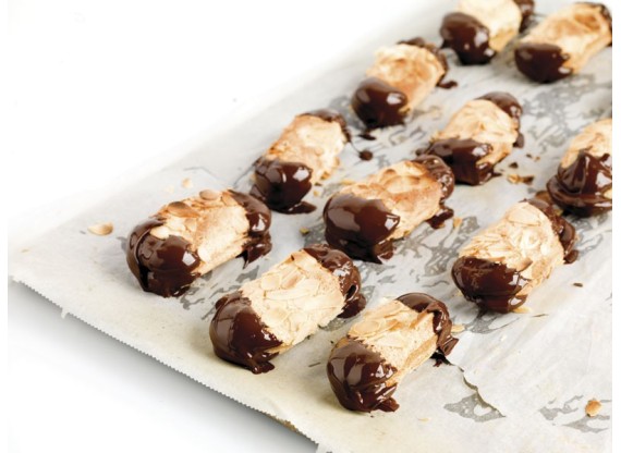 Biscuits pâte d'amandes et chocolat